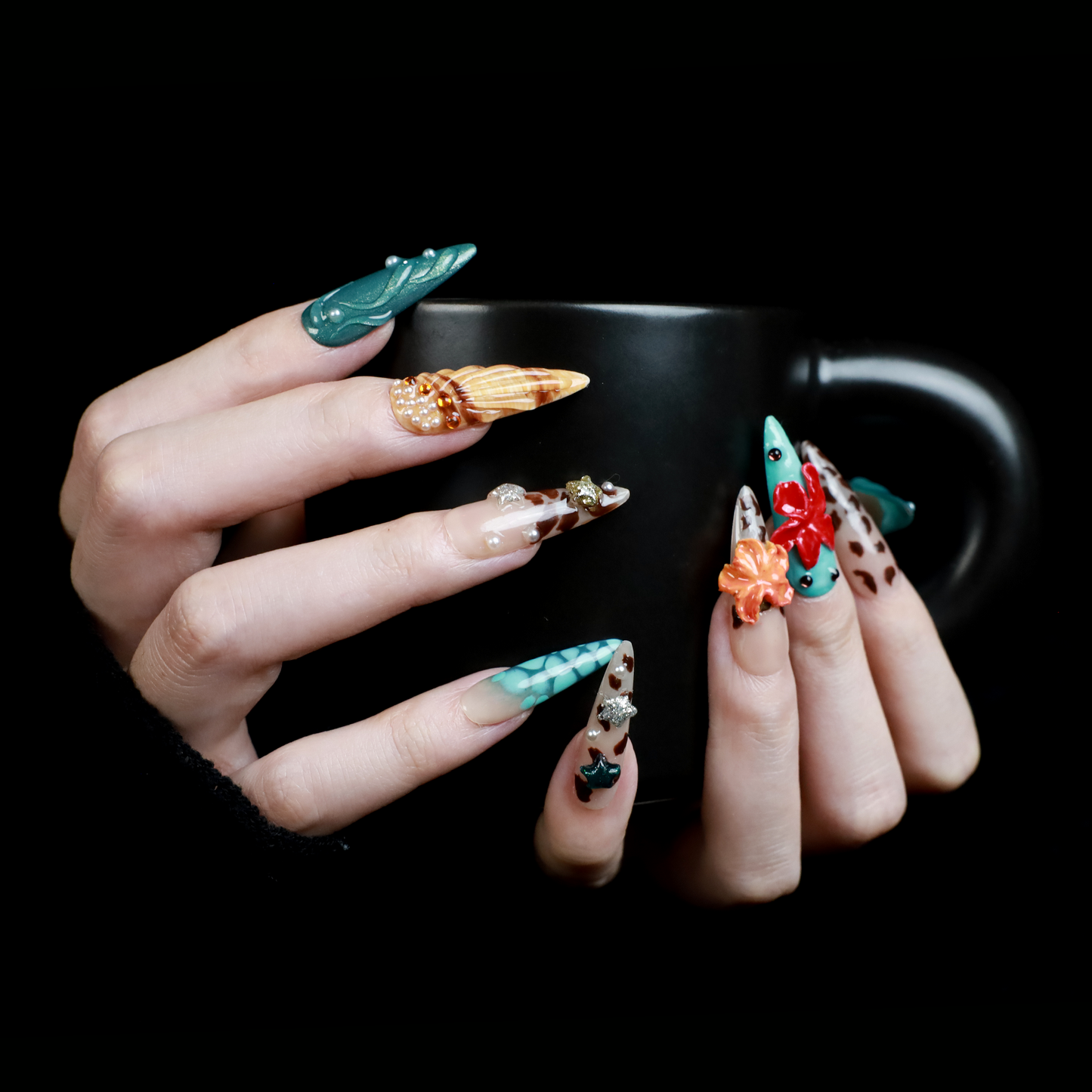 Wild Coastal Charm Press-On Nails