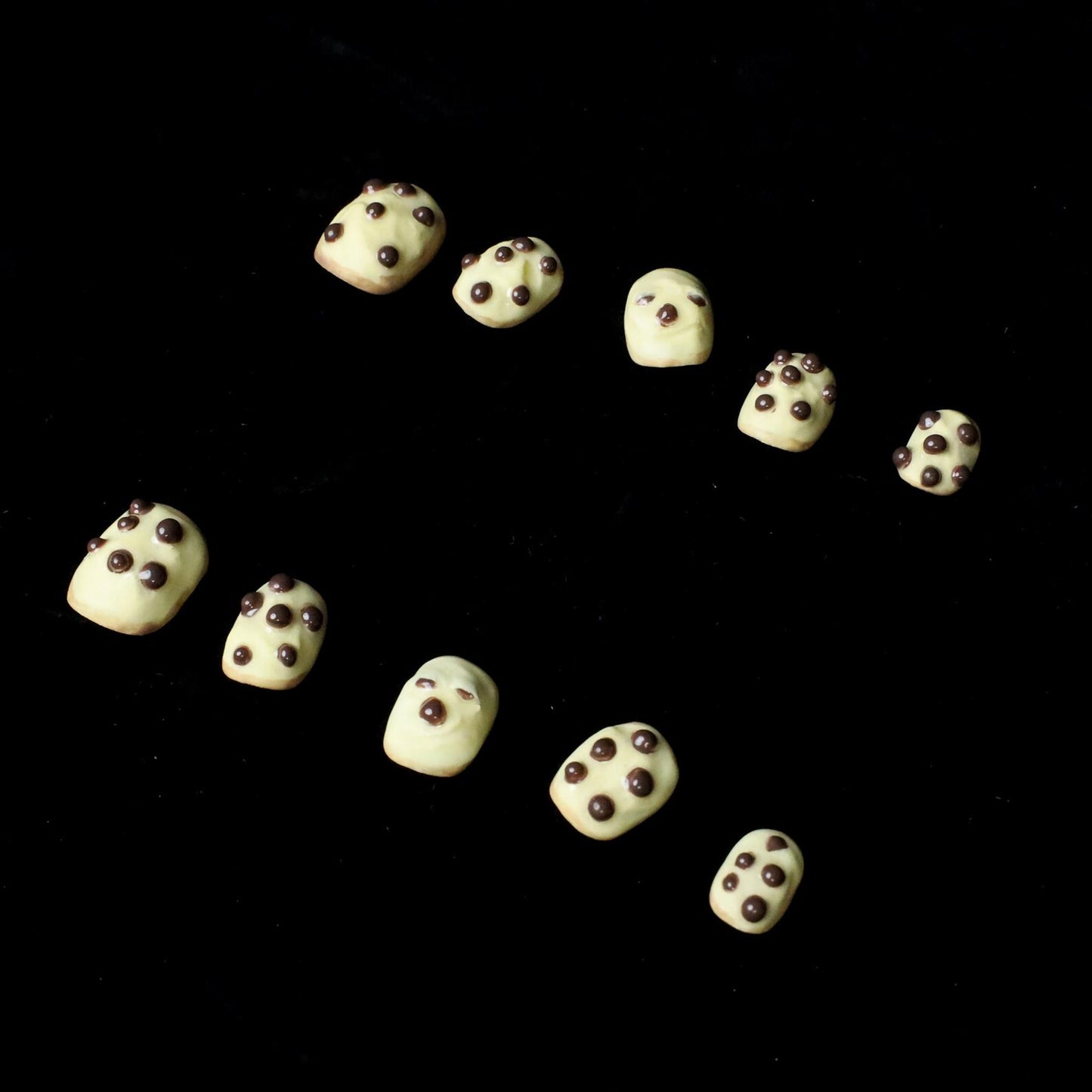 Spooky Dot Cute and Creepy Halloween Press-on Nails